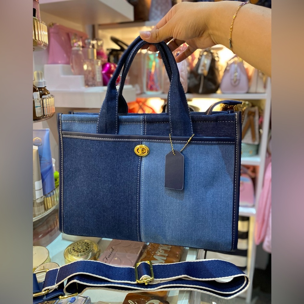 Stylish Denim Tote Bag - Blue